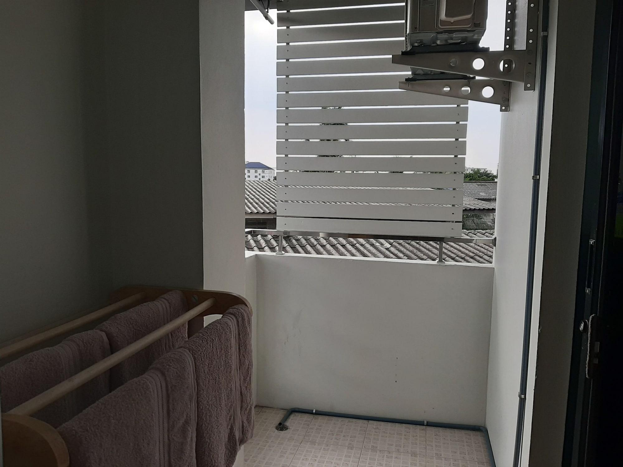 Vanlisut Hotel Ngamwongwan Nonthaburi Eksteriør bilde