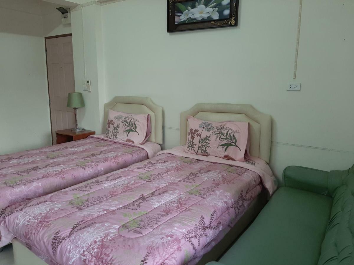 Vanlisut Hotel Ngamwongwan Nonthaburi Eksteriør bilde