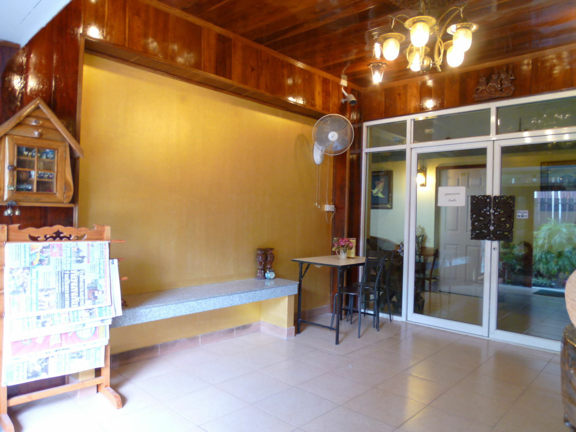 Vanlisut Hotel Ngamwongwan Nonthaburi Eksteriør bilde